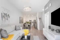 Parkside Serenity by Avantstay Private Pool! Hotels in Loughman