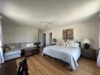 Walking Distance To Shops, Restaurants And  Footbridge