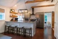 Cozy Retreat with Modern Charm - Inviting Country Haven Hotels in West Donegal Township