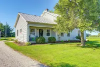 Cozy Greenwich Vacation Rental w/ Fire Pit - С парковкой