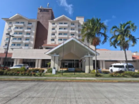 Radisson Colon 2000 Hotel Casino Hotels in Colón