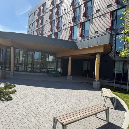 Residence & Conference Centre - Kelowna