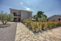 Secluded Pool Villa Tanja /w Sea View - Homestays