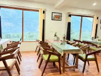 Hotel Snow Crest Residency Hotels in Бадгран