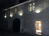 La Maîtrise, in the heart of Bayeux Les Maisons des Pommiers Hotels in Bayeux