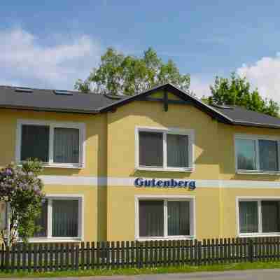 Appartementhaus Gutenberg Hotel Exterior
