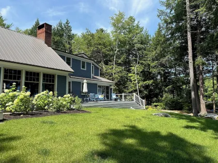 Private Lakefront Estate with 180 Degree Views