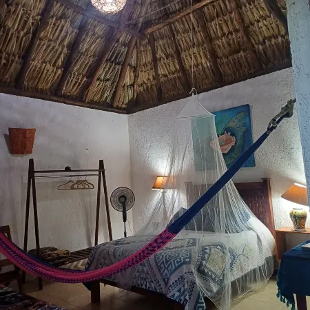 Mayan Bungalow Near Chichén Отели в г. Чичен-Ица