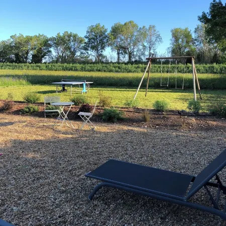 Maison en Campagne Arlésienne Avec Piscine