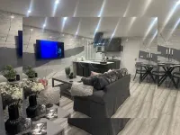 Luxury spacious 2 double bedroom apartment