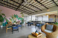 โอลีฟโฮเทลแมกราธโดย Embassy Group