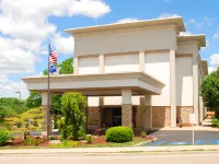 Hampton Inn Bloomington Hotels in Bloomington