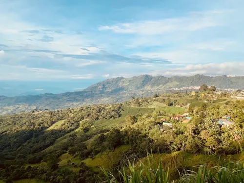 Casa de Campo con Vista Hermosa a las Montañas de Antioquia Hotels in Fredonia