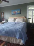 WATER FRONT fully furnished  3-bedroom house. Short term of 1 to 4 months Hotels in Middlesex County