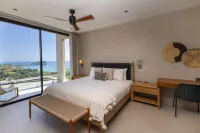 Contemporary Luxury, Saltwater Pool, Fully Air Conditioned, Huge Views