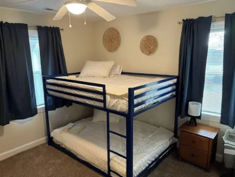 Norfolk 3Br Cozy Stay. Central to All & Comfort. Families & Contractors!