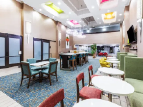 希爾頓歡朋套房酒店-塔爾薩伍德蘭希爾斯 塔爾薩縣酒店