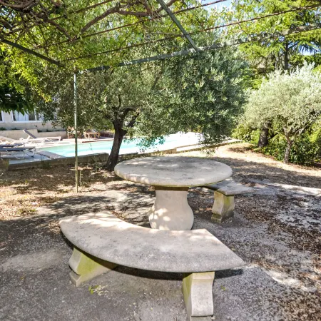 Les Iris Hotels in Gargas