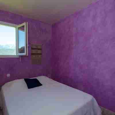 Studio Figari, au Calme Avec Magnifique vue sur la Montagne et les Vignes Rooms