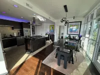 Irvine 2-bedroom condo in luxury high-rise with full amenities