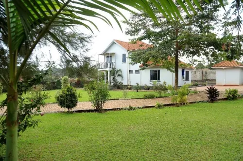 Fabco Palace a home away from home, a Holiday home Suits all function, All enq