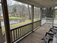 Beautiful Water-Front Cabin with Firepit in Hayesville NC