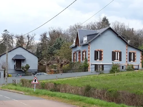 "Vivaldi" 4 pers apartment in the Morvan Hotel a Saint-Honore-les-Bains