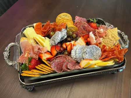 Luxe Cabin • Hot Tub • Outdoor Movie Screen • Mountains