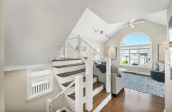4 Bedrooms Beach house in beautiful Wells. AC, HOT TUB & SUNSET included