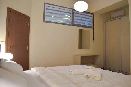 Urban Vibe Apartments One-Bedroom Apartment