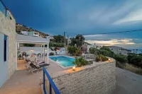 House with sea view. Family-friendly. - Pools