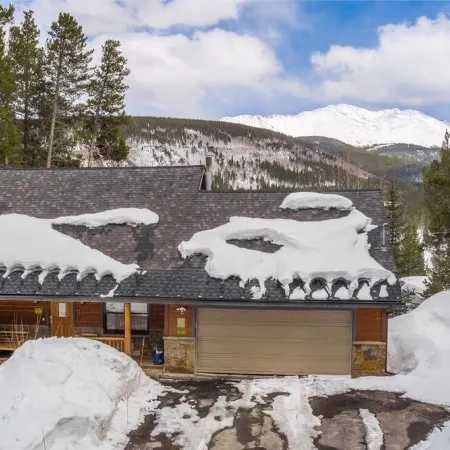 Mtn & Lake Views, Hot Tub, Chef's Kitchen, Breck