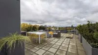 Space Needle and Mountain View. Top-Floor Condo - マウンテンビュー