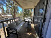 Spacious 4-bedroom condo with WiFi, fitness room in charming Kings Beach