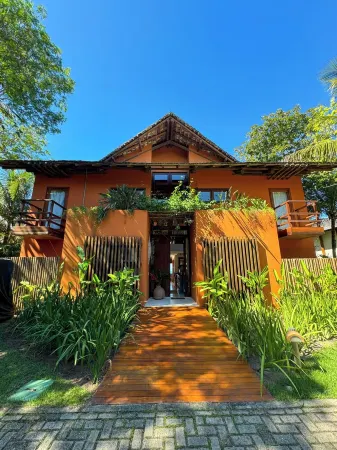 House 4 suites, swimming pool, views of the sea and golf course. Turtle Beach