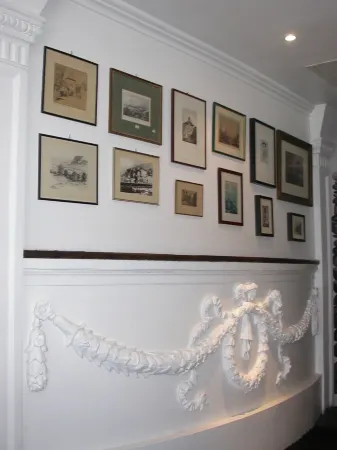 Spacious, luxurious loft in historic building