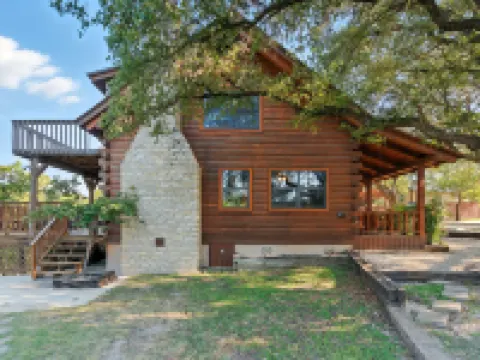 Frio Rivers Edge In The Heart Of Hill Country 3 Bedroom Cabin Hotels in Real County