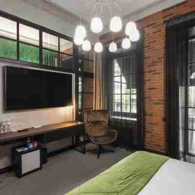 Brik Hotel Rooms