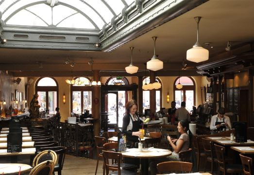 호텔 뢰벤가르텐 조식 뷔페