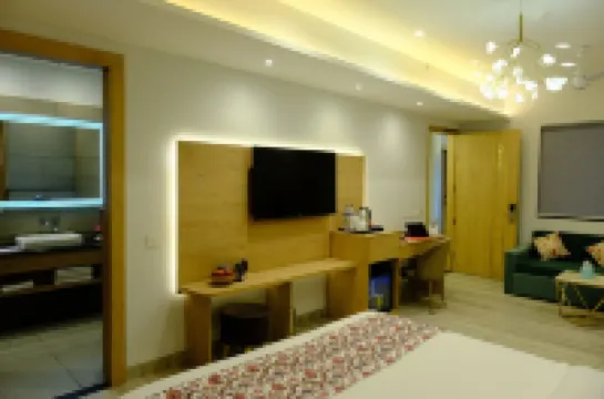 エーシーアール ラグジュアリー ホテル