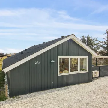 "Madsen" - 500m from the Sea