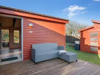 "Alpi" - 250m to the Fjord Hotels in Struer