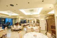 Nefeli Hotel - breakfast