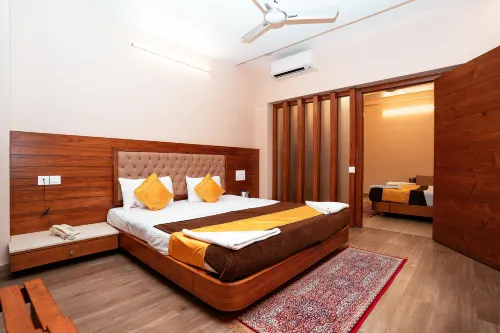 Hotel Mayura Residency - 2-Star