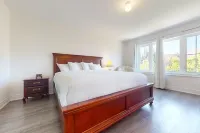 Snowbridge Hotels in Grey County