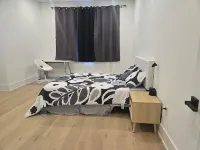 Elite 5 BR, Lake, Gym, Sauna, Mov Thtr, OutD FP & Ktcn, Kids play rm