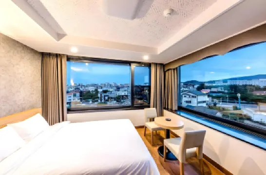 萊斯利飯店 濟州漢拏大學附近的飯店