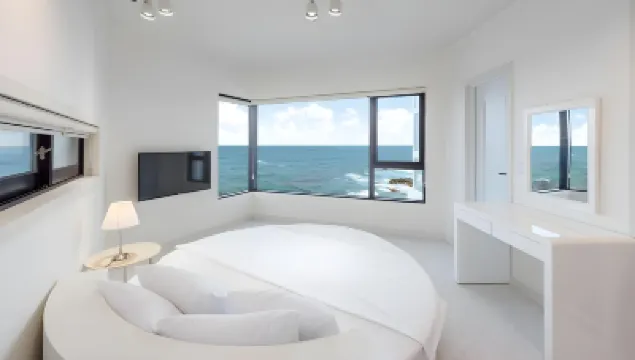 Waytree Ocean View Pool Villa فنادق في 