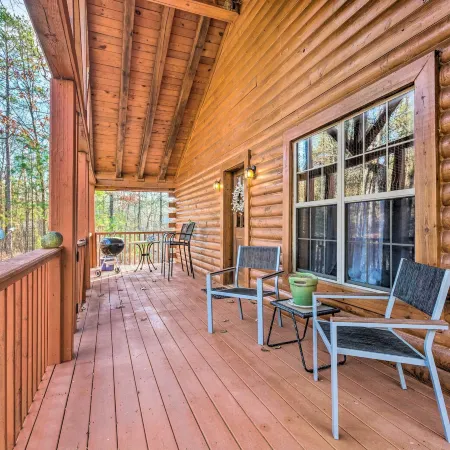 Pet-Friendly Cabot Cabin w/ Fenced Yard! Hotels in Cabot