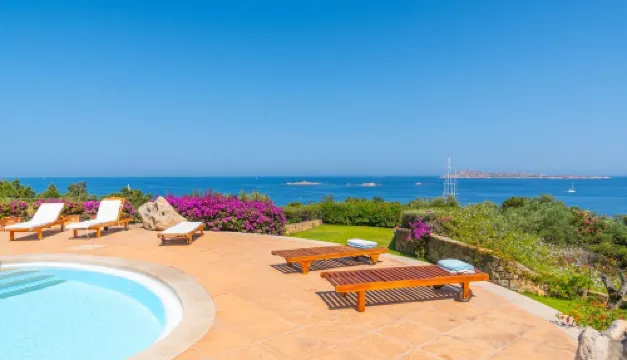 Luxury Villa Romazzino with private pool